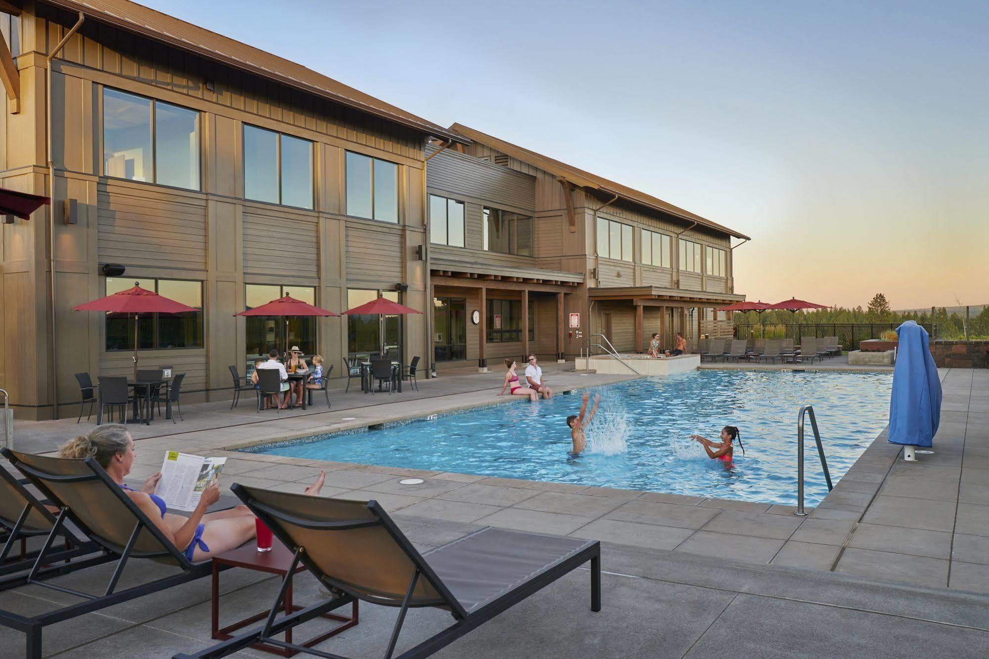 Tetherow Hotel Deschutes River Woods Exterior photo